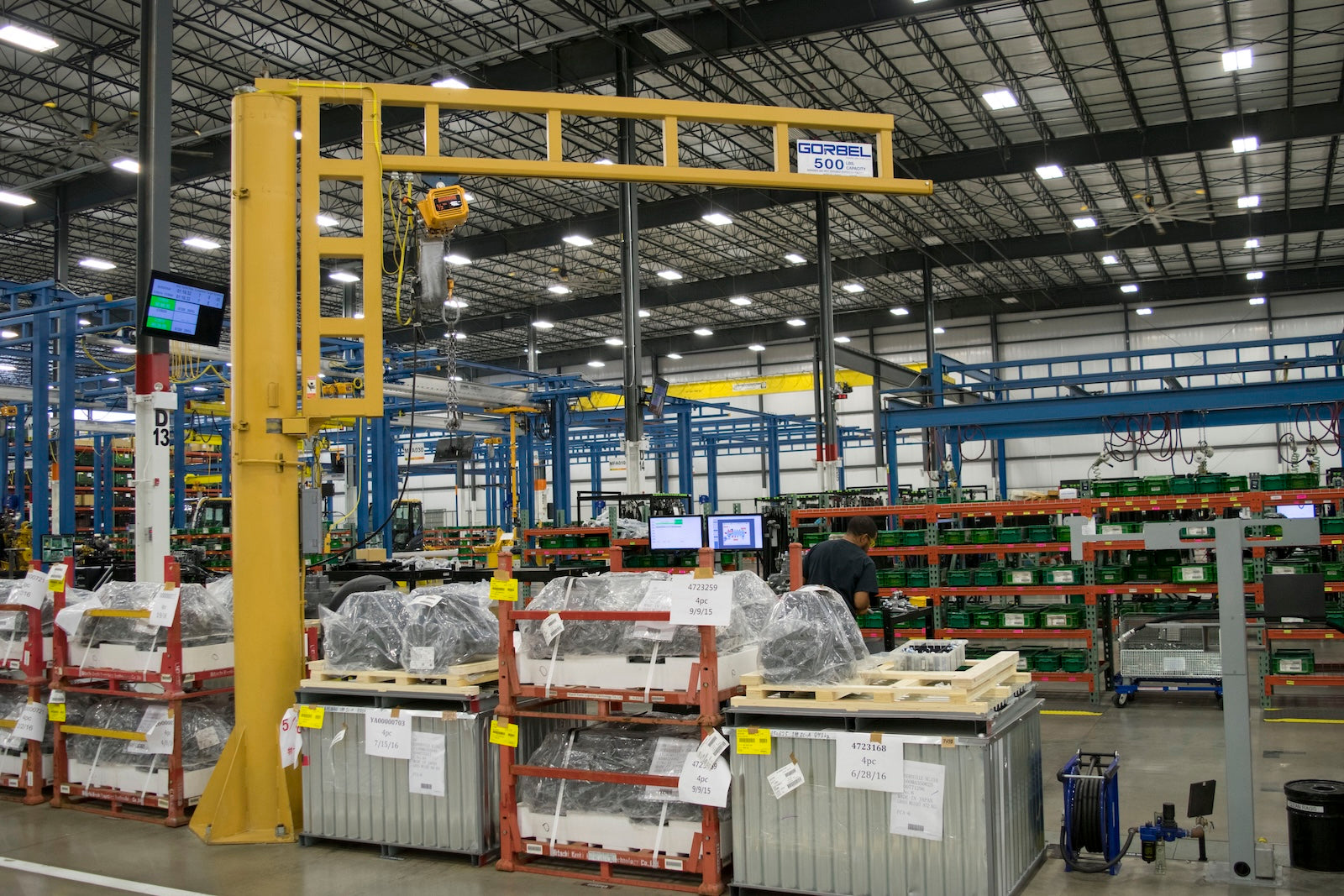 Floor Mount Jib Cranes